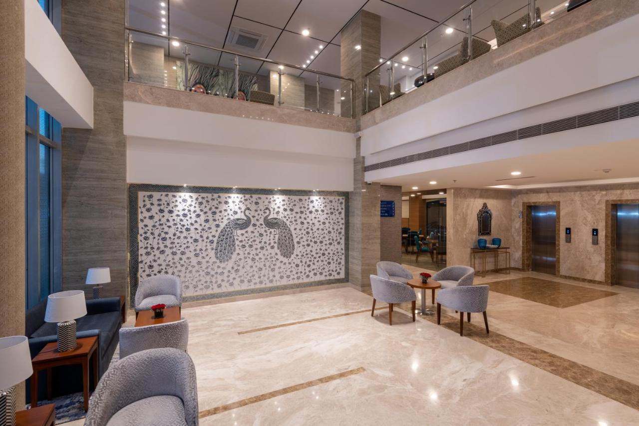 Expoinn Suites And Convention Greater Noida Exterior foto