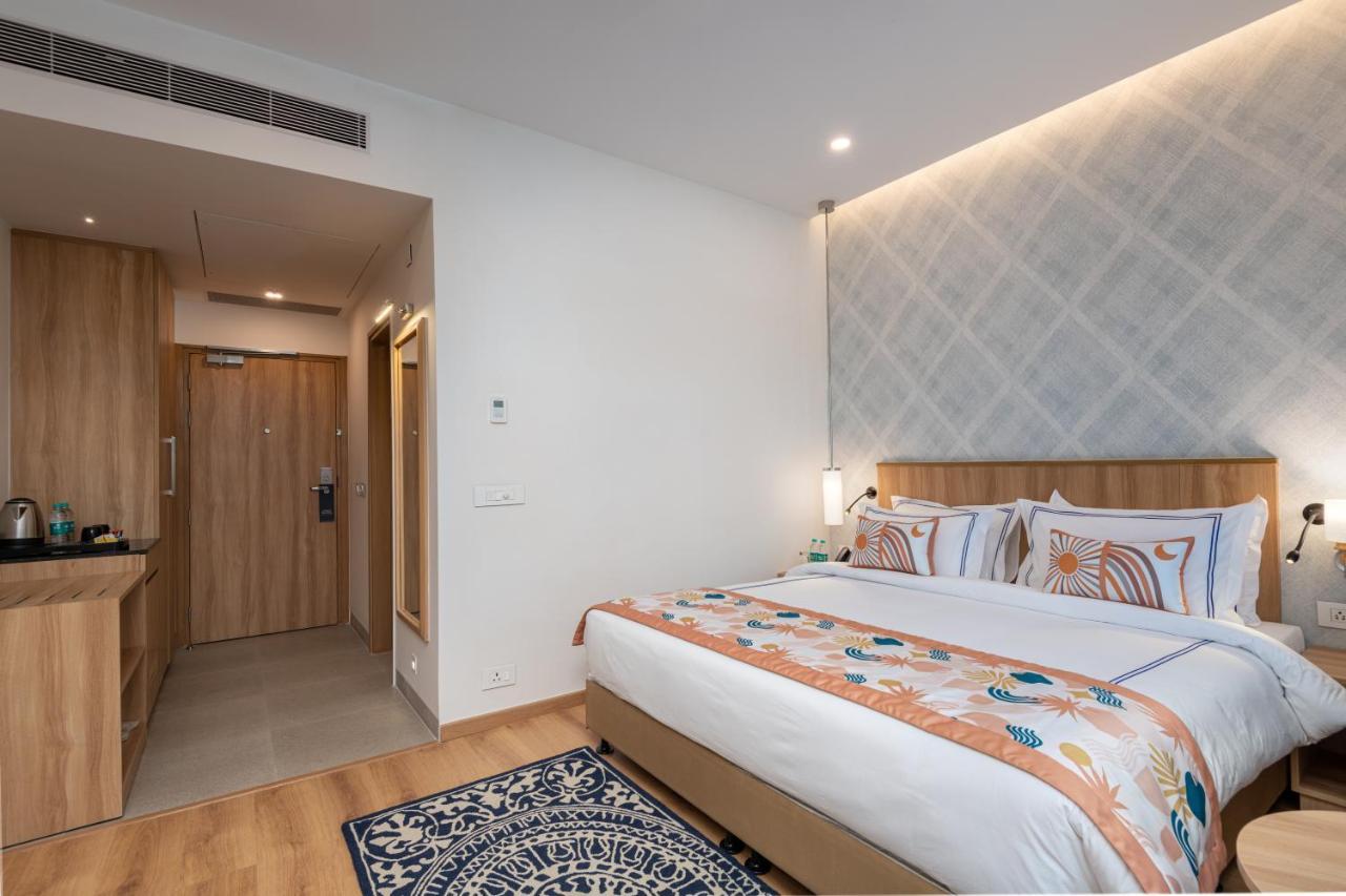 Expoinn Suites And Convention Greater Noida Exterior foto