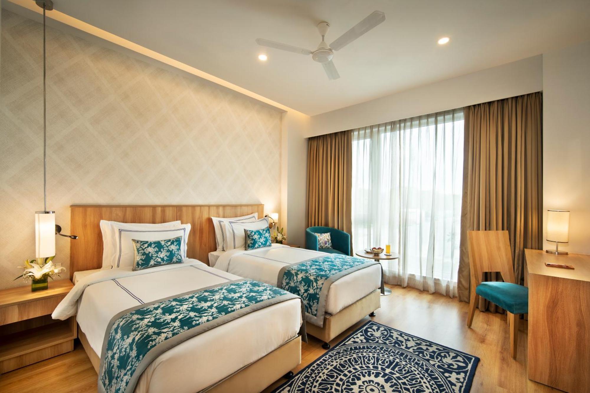 Expoinn Suites And Convention Greater Noida Exterior foto