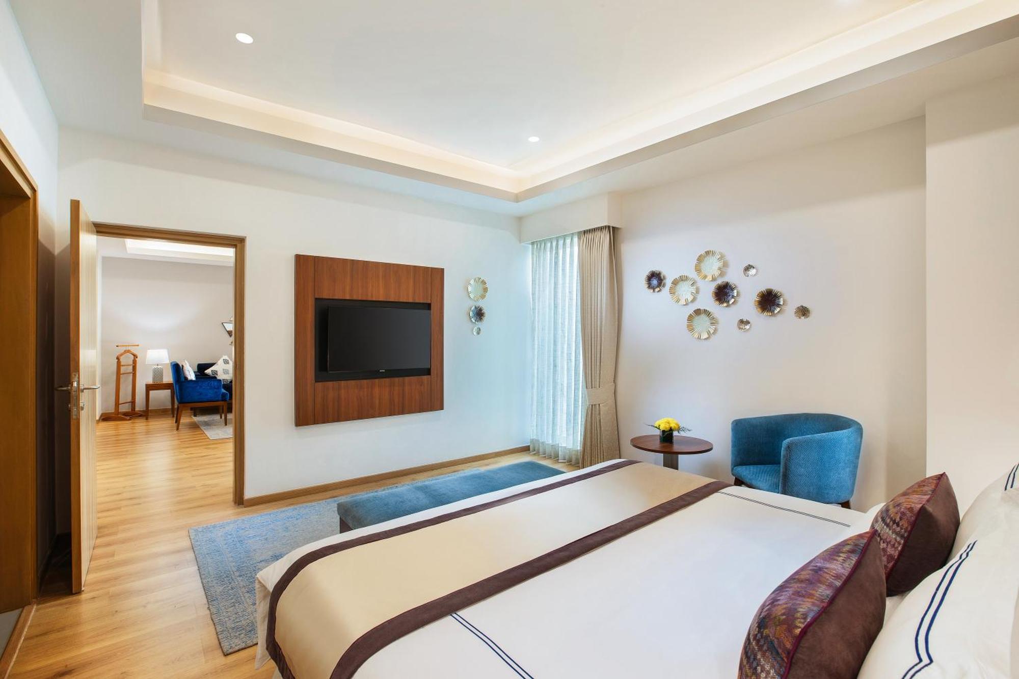 Expoinn Suites And Convention Greater Noida Exterior foto