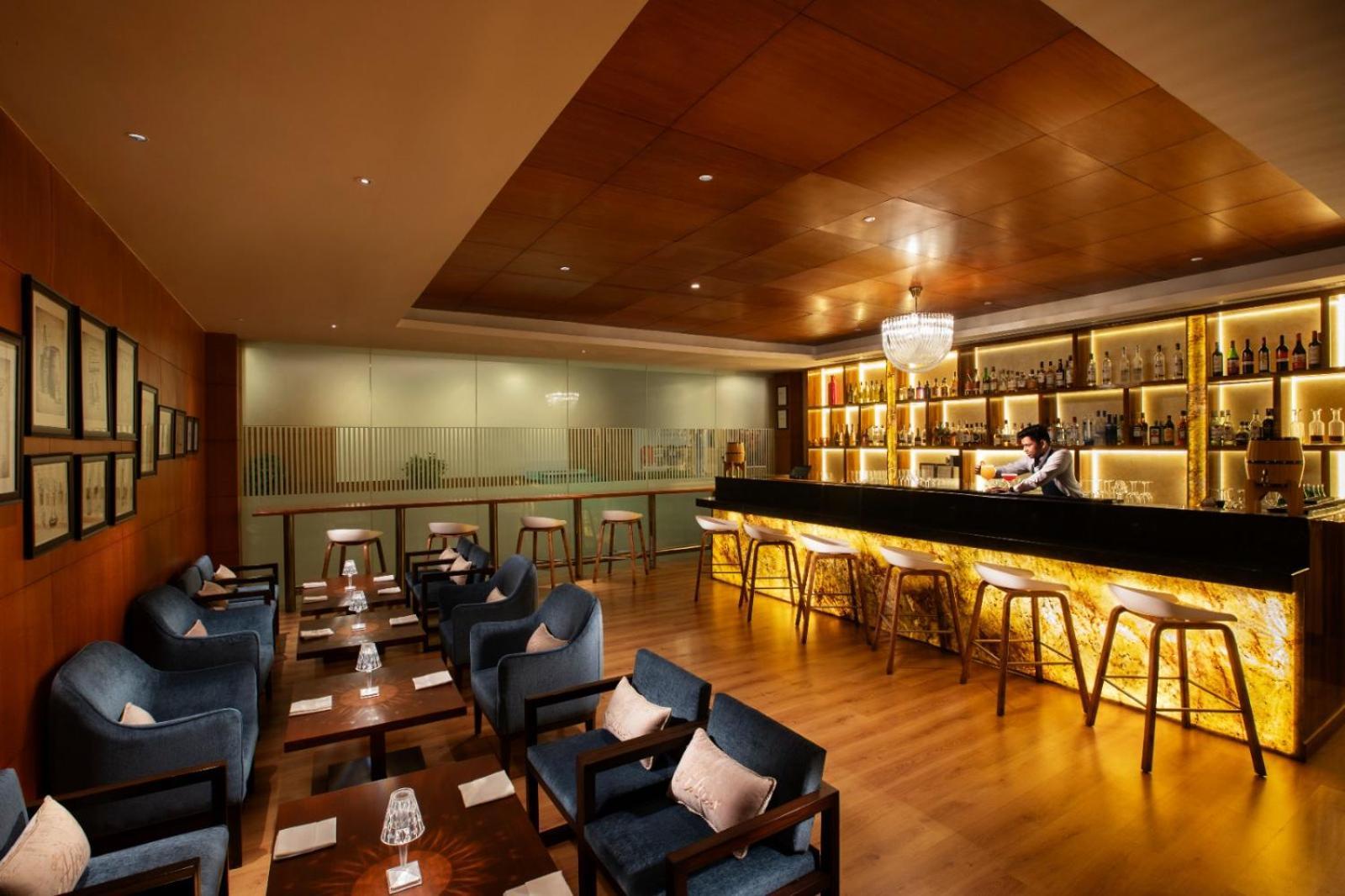 Expoinn Suites And Convention Greater Noida Exterior foto