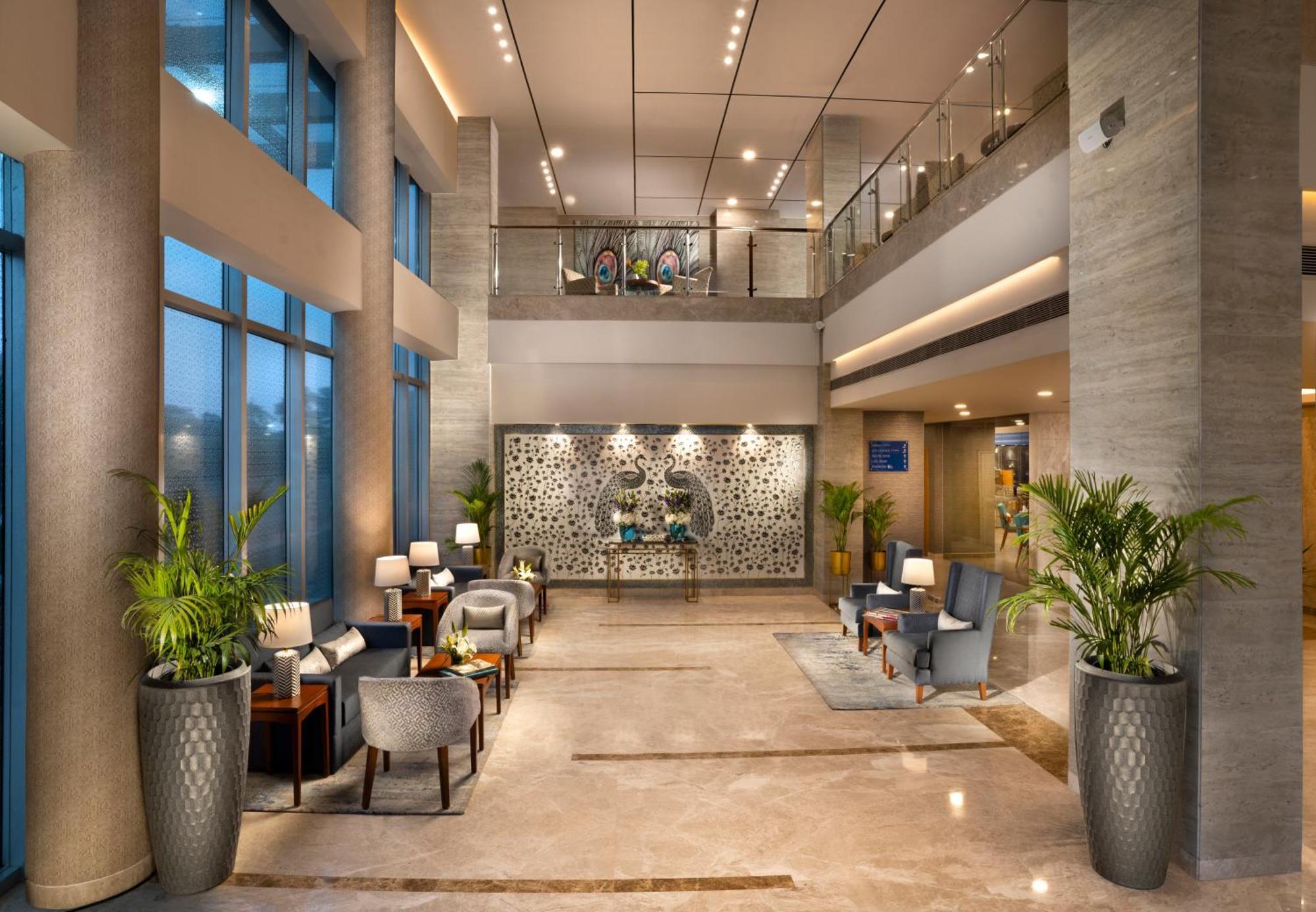 Expoinn Suites And Convention Greater Noida Exterior foto