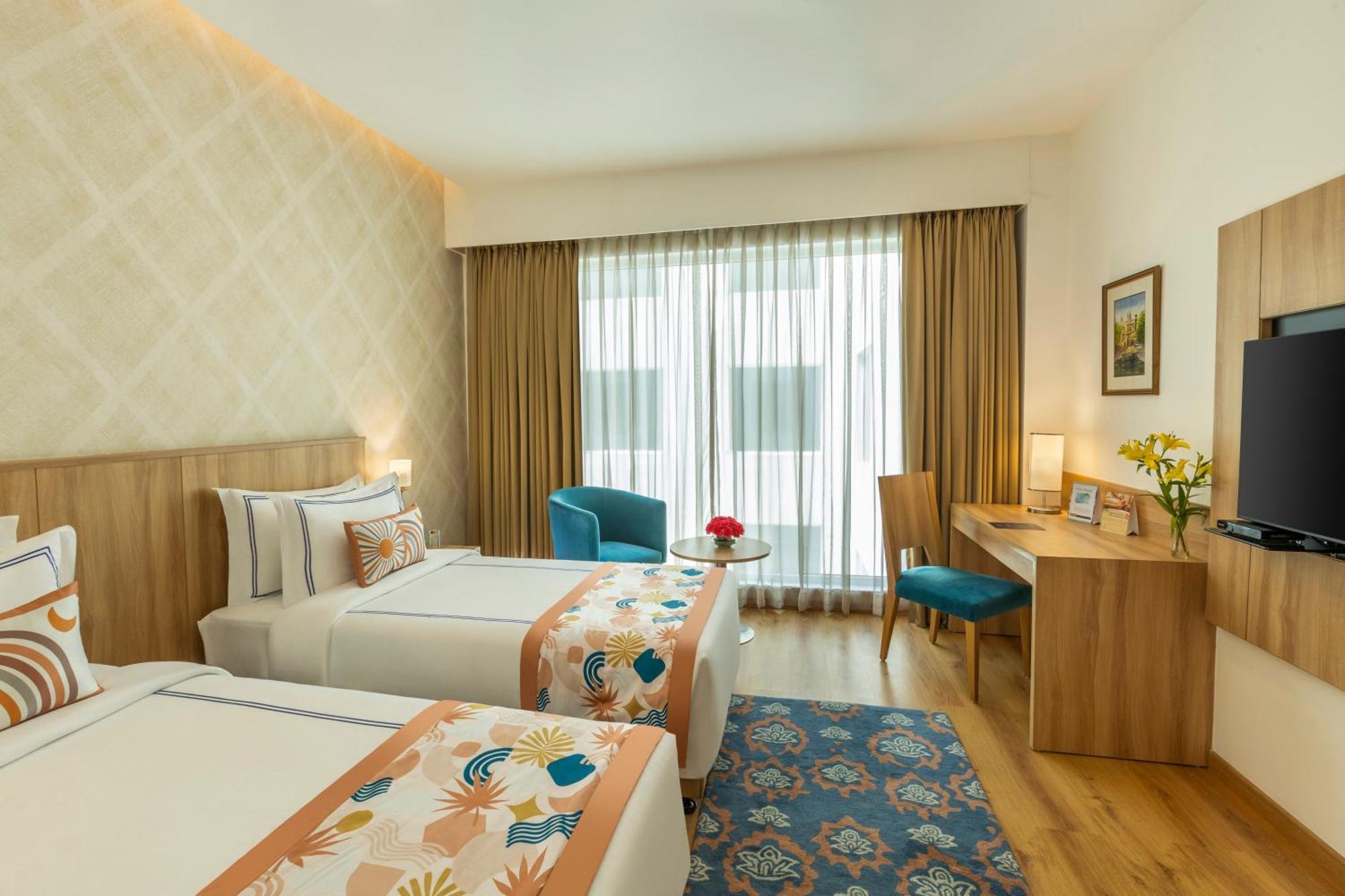 Expoinn Suites And Convention Greater Noida Exterior foto