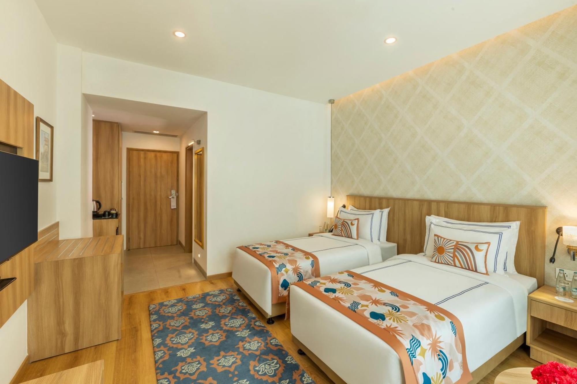 Expoinn Suites And Convention Greater Noida Exterior foto